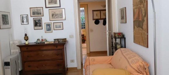 5 rooms Apartment in Rome, Italy No. 202619 21