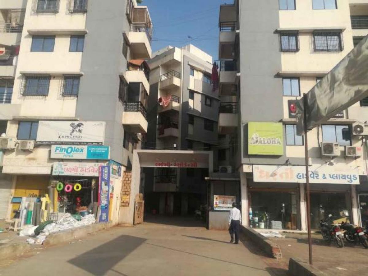 2 bedrooms House in Surat, India No. 19419