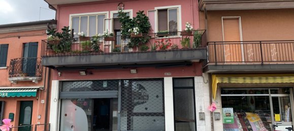 Casa de 3 habitaciónes en Mira, Italy No. 179338 16