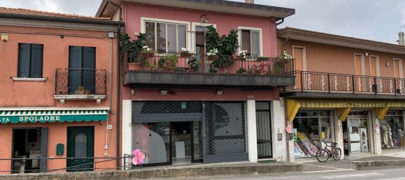 Casa de 3 habitaciónes en Mira, Italy No. 179338 24