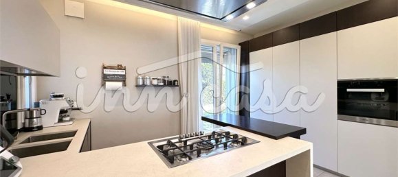 9 bedrooms House in Rimini, Italy No. 326385 3