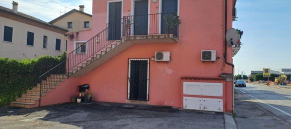 2 rooms Apartment in Vicenza, Italy No. 54693 2
