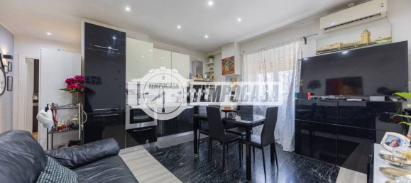 2 bedrooms Apartment in Rome, Italy No. 351793 5