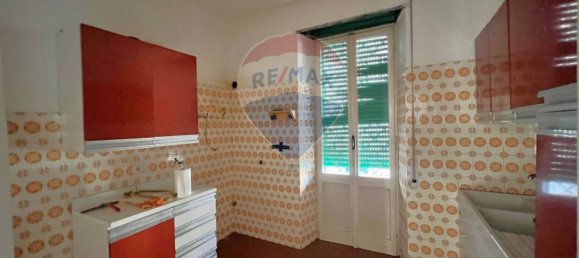 2 Schlafzimmer Wohnung in Rome, Italy, Nr. 297505 10