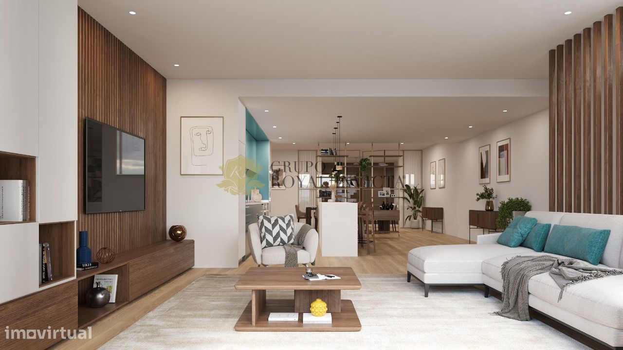 210m² Commercial property in Porto, Portugal No. 312623