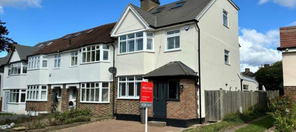 4 bedrooms Commercial property in Beckenham, United Kingdom No. 1129 5