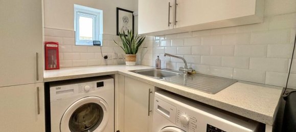 4 bedrooms Commercial property in Beckenham, United Kingdom No. 1129 20