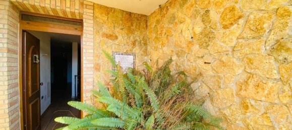 2 bedrooms House in Torrevieja, Spain No. 183685 2