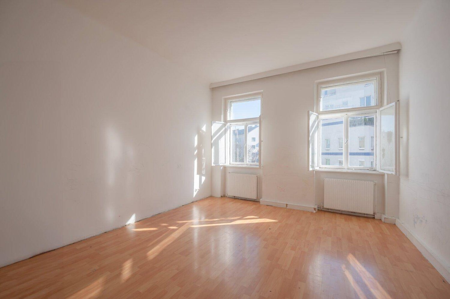 2 rooms Apartment in Brigittenau, Austria No. 184108