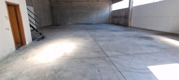 Armazém de 2 divisões em Senna Comasco, Italy N.º 373661 3