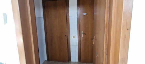 Armazém de 2 divisões em Senna Comasco, Italy N.º 373661 6