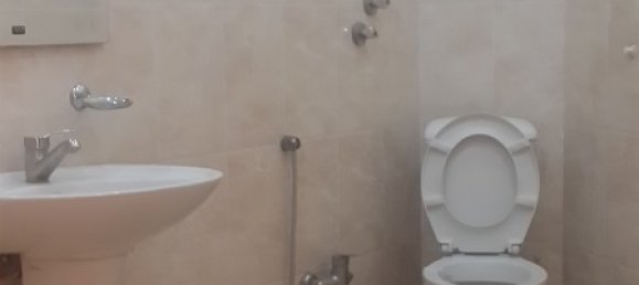 Escritório de 3 divisões em Nasimi, Azerbaijan N.º 1026 14