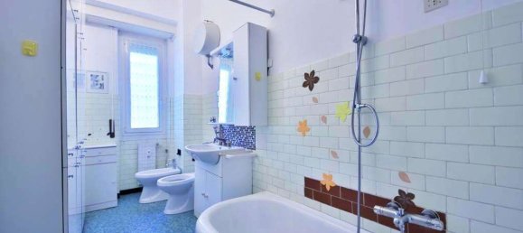 5 Schlafzimmer Wohnung in Arenzano, Italy, Nr. 372750 19