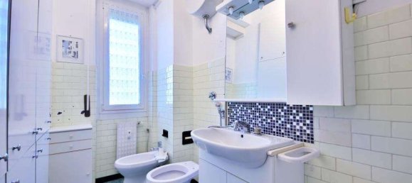 5 Schlafzimmer Wohnung in Arenzano, Italy, Nr. 372750 20