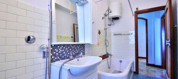 5 Schlafzimmer Wohnung in Arenzano, Italy, Nr. 372750 21