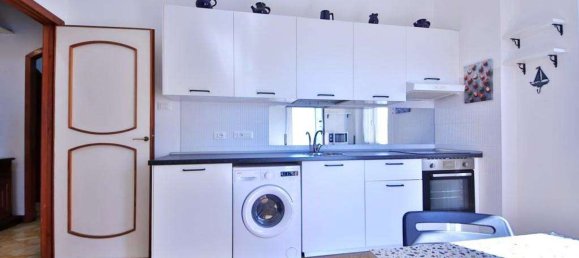 5 Schlafzimmer Wohnung in Arenzano, Italy, Nr. 372750 7