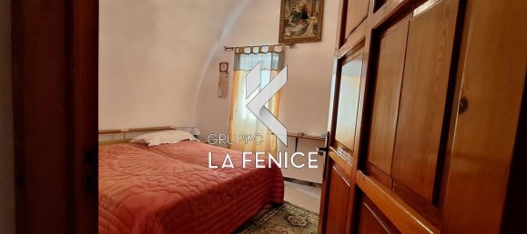 4 rooms House in Locorotondo, Italy No. 24390 11