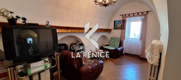 4 rooms House in Locorotondo, Italy No. 24390 6