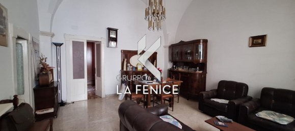 4 rooms House in Locorotondo, Italy No. 24390 28