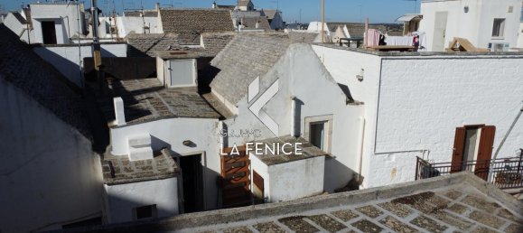 4 rooms House in Locorotondo, Italy No. 24390 20