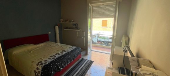 3 Schlafzimmer Wohnung in Reggio Emilia, Italy, Nr. 315908 9