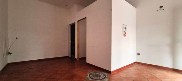 Apartamento de 7 habitaciónes en Pompei, Italy No. 8781 7