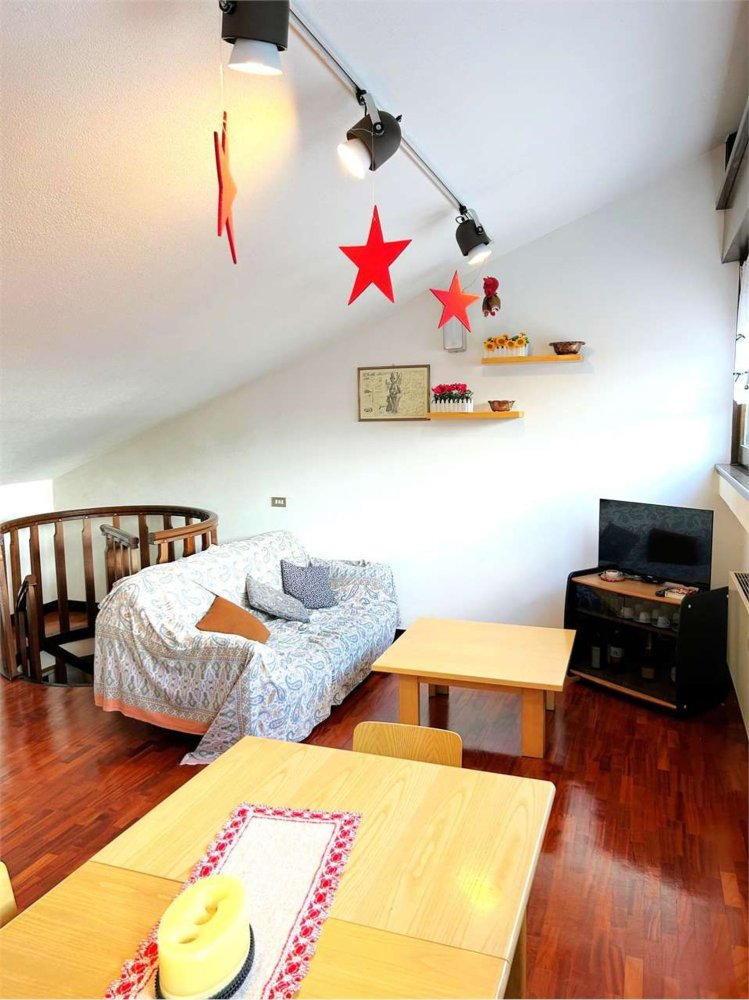 4غرفة منزل ذو طابقين في Pordenone, Italy رقم 178656