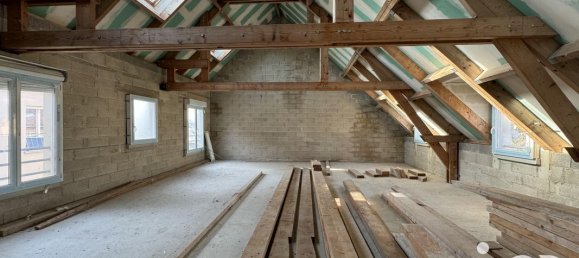 4-salle Duplex à Épernay, France No. 235909 4