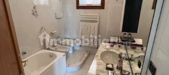 Casa de 3 dormitorios en Montale, Italy No. 188820 6