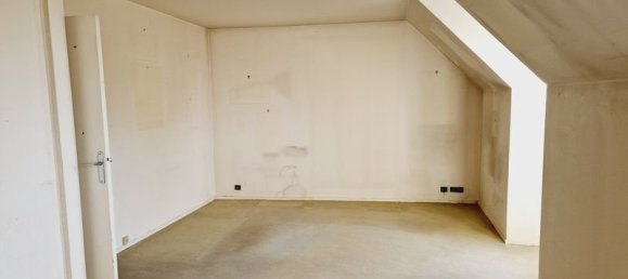 3 chambres Duplex à Compiègne, France No. 71127 2