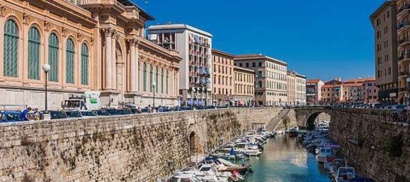 3 rooms Apartment in Livorno, Italy No. 50952 16