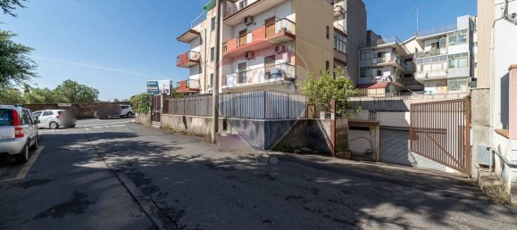 4-salle Appartement à Gravina di Catania, Italy No. 112193 33