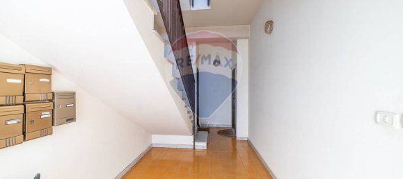 4-salle Appartement à Gravina di Catania, Italy No. 112193 31