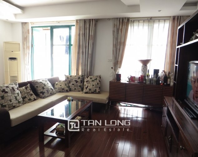 Apartamento de 3 dormitorios en Ba Dinh, Vietnam No. 3303