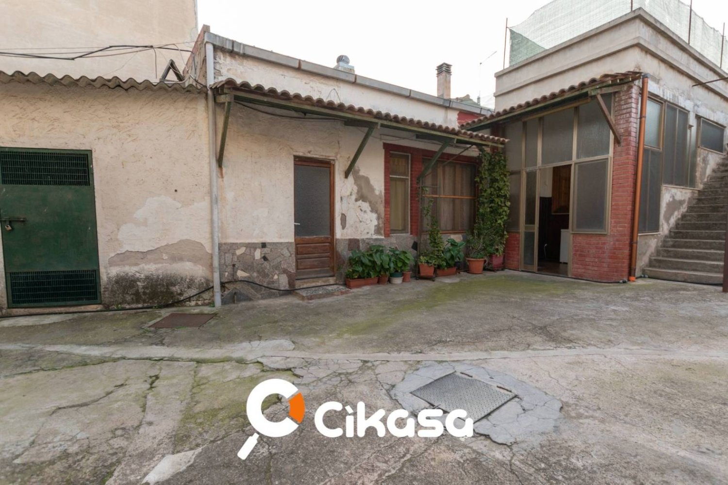 1 Schlafzimmer Wohnung in Uta, Italy, Nr. 82004