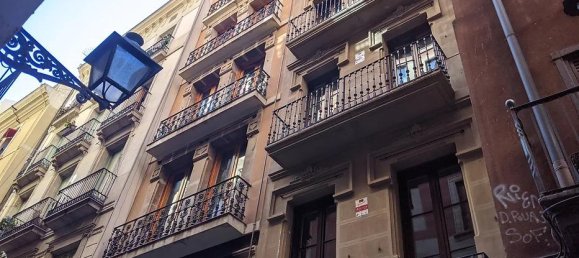 2 bedrooms Apartment in Ciutat Vella, Spain No. 78960 18