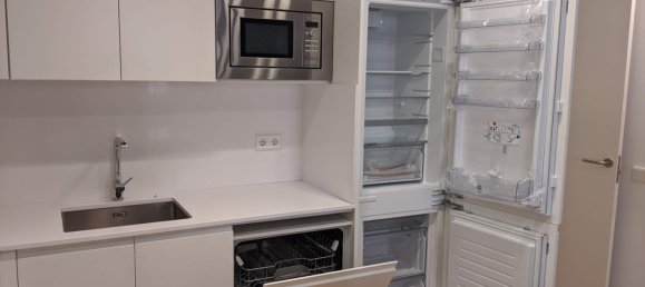 2 bedrooms Apartment in Ciutat Vella, Spain No. 78960 5