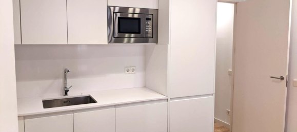 2 bedrooms Apartment in Ciutat Vella, Spain No. 78960 6