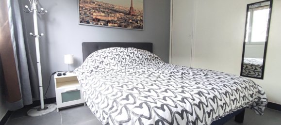 1 bedroom Apartment in Courbevoie, France No. 186268 6