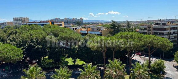 4 bedrooms Apartment in Rome, Italy No. 370203 9