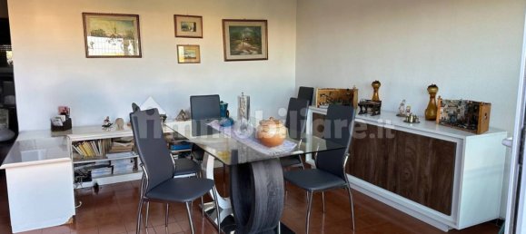 4 bedrooms Apartment in Rome, Italy No. 370203 4