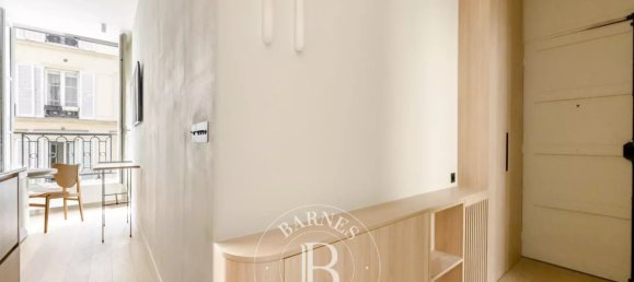 1 bedroom Apartment in Paris, France No. 352125 9