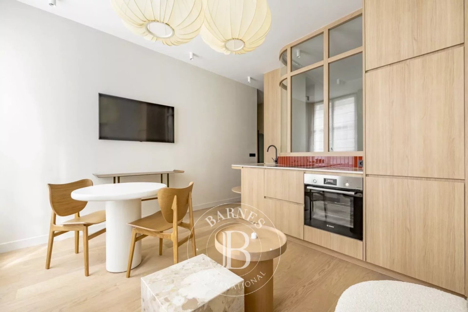 1 bedroom Apartment in Paris, France No. 352125