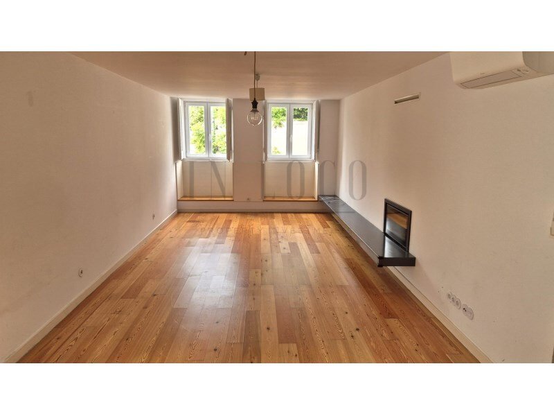 2 bedrooms Apartment in Lisbon, Portugal No. 11177