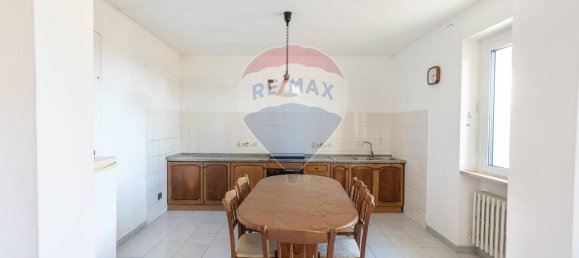 Дом с 9 комнатами в Поджо Сан Марчелло, Италия № 7561 4