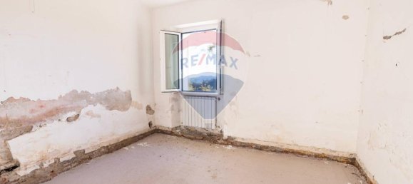 Дом с 9 комнатами в Поджо Сан Марчелло, Италия № 7561 6