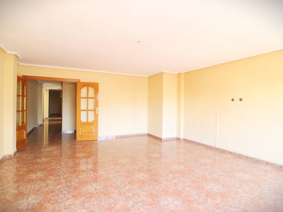 3 bedrooms Apartment in Torrevieja, Spain No. 175846