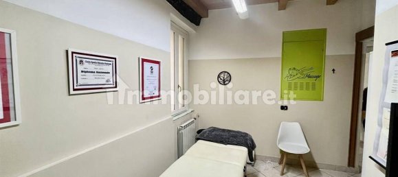 Oficina de 3 habitaciónes en Olginate, Italy No. 342845 11