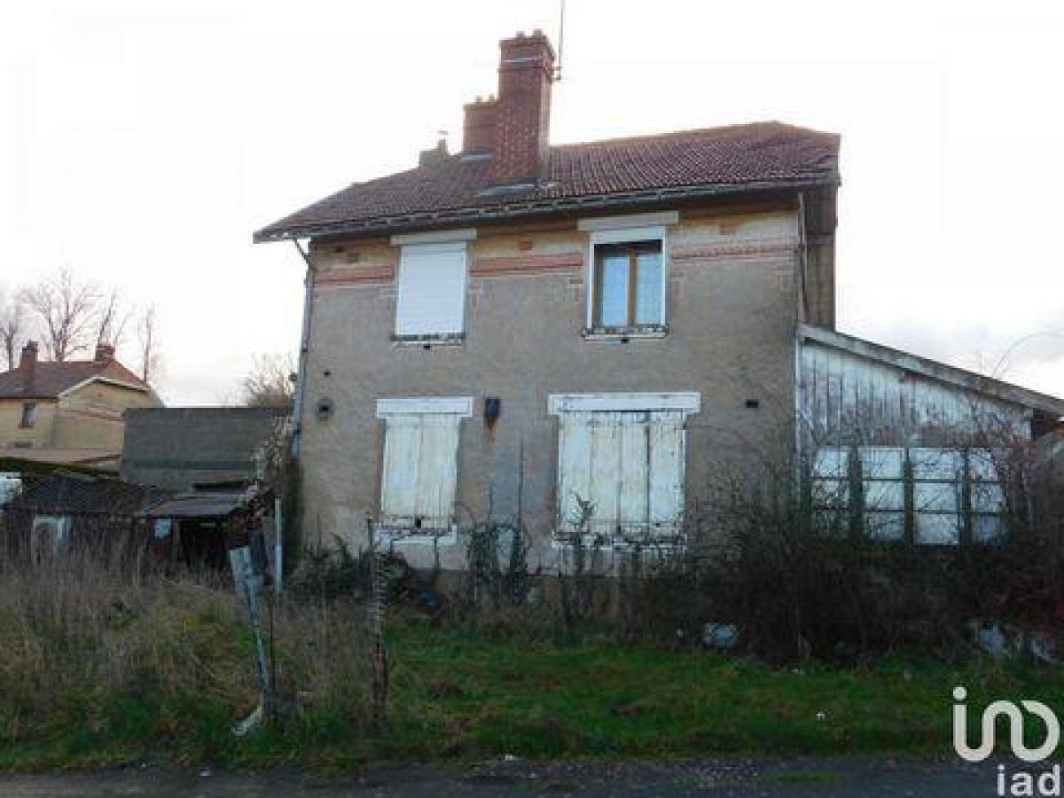 2 bedrooms House in Montdidier, France No. 6847