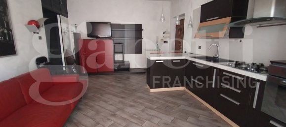 2 rooms Apartment in Rome, Italy No. 351433 7